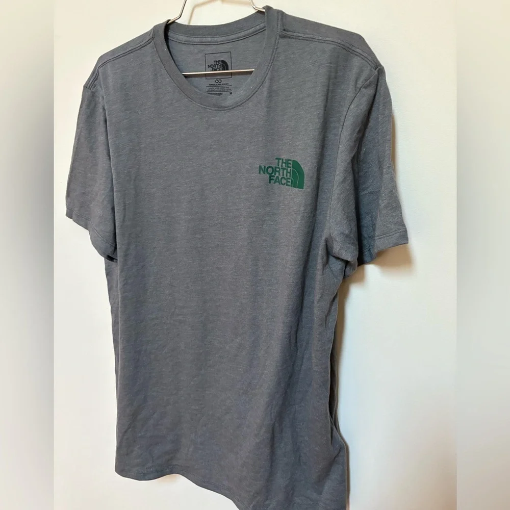 NWOT The North Face Crown Shyness Tee Size Medium